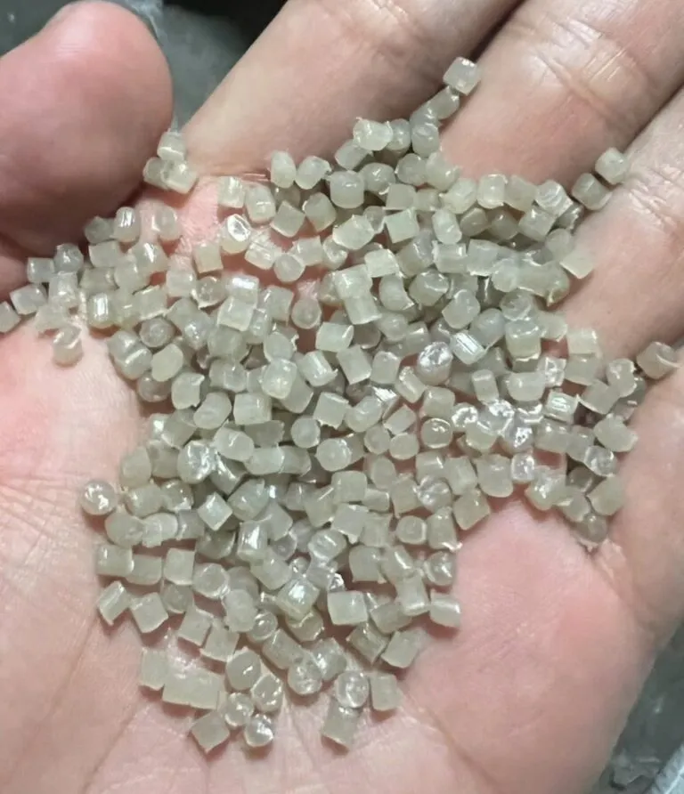 Hạt nhựa tái sinh-PE lỡ